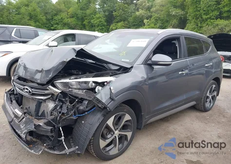 2017 Hyundai Tucson Limited z USA, uszkodzony, nr VIN KM8J3CA28HU308949